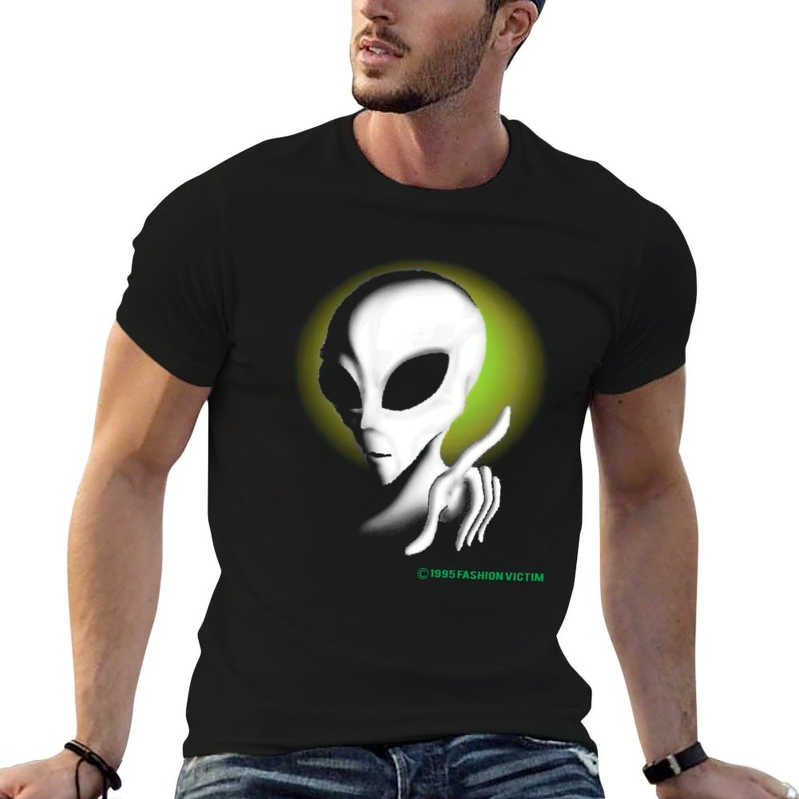 Vintage Fashion Victim Shirt - 1995 ALIEN Kaos Vintage yang Bersinar