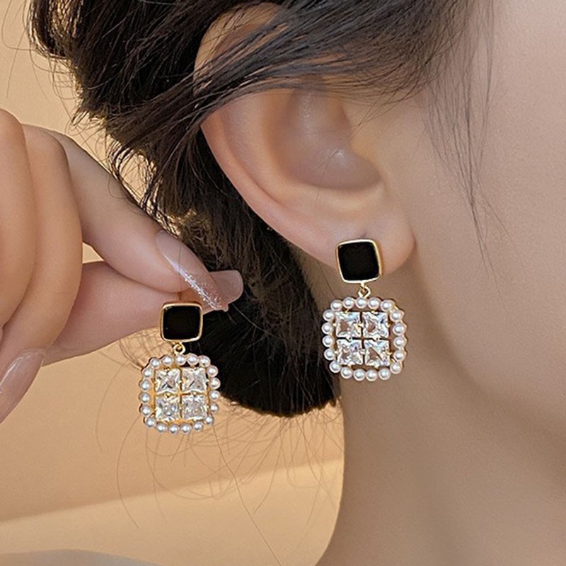 Vintage Fashion Trends 2026 - Anting-anting Mutiara Persegi Korea Fashion Perak
