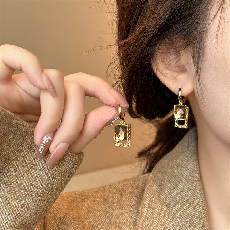 Anting-anting gantung zircon m - Vintage Fashion Trends 2026 ulasan dan harga