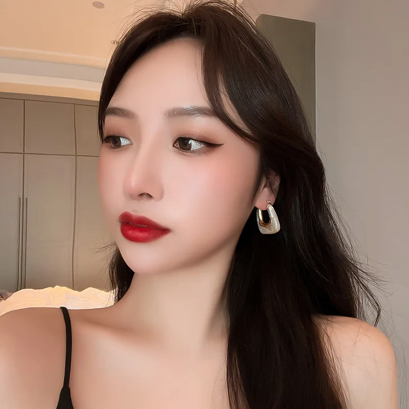 Anting Simpai Persegi Geometri - Vintage Fashion Korea ulasan dan harga