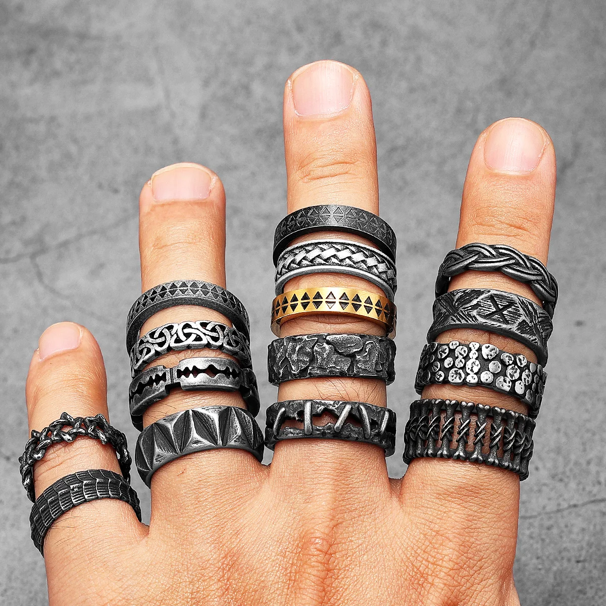 Minimalis Retro Viking Runes r - Vintage Fashion Newtown ulasan dan harga