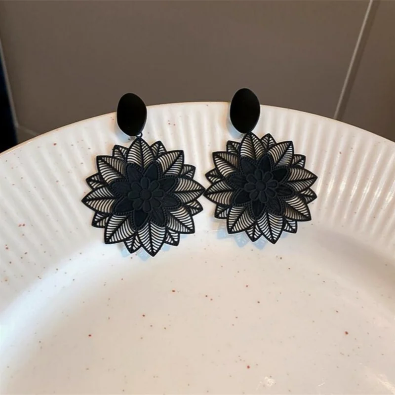 Anting-anting gantung renda bu - Vintage Fashion Korea ulasan dan harga